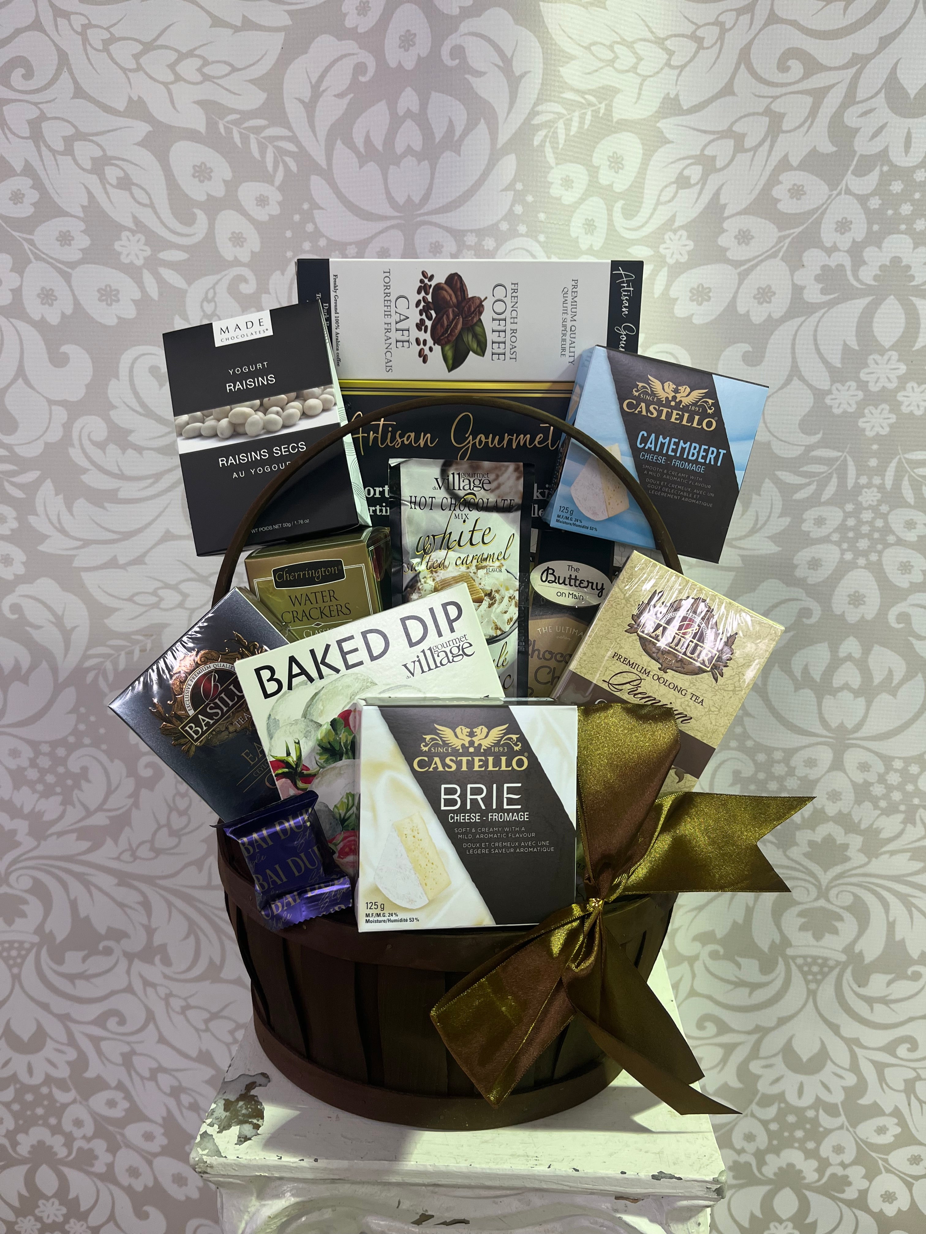 Corporate Splendor Gift Basket – Carolyn's Gift Creations